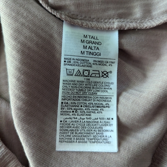 NEW Old Navy Women's Medium Tall One-Sleeve Rib-Knit Top Mollusk Tan Sand 30 - Picture 8 of 11